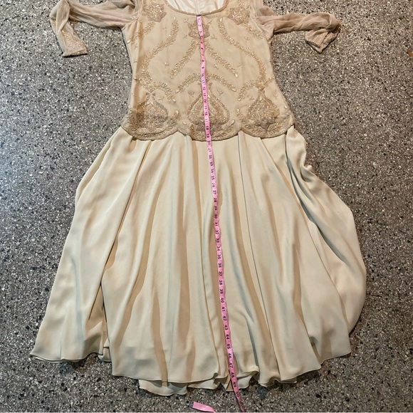 Adrianna Papell Cream Embellished Maxi Dress Size 18 Long Sleeve - Picture 16 of 16